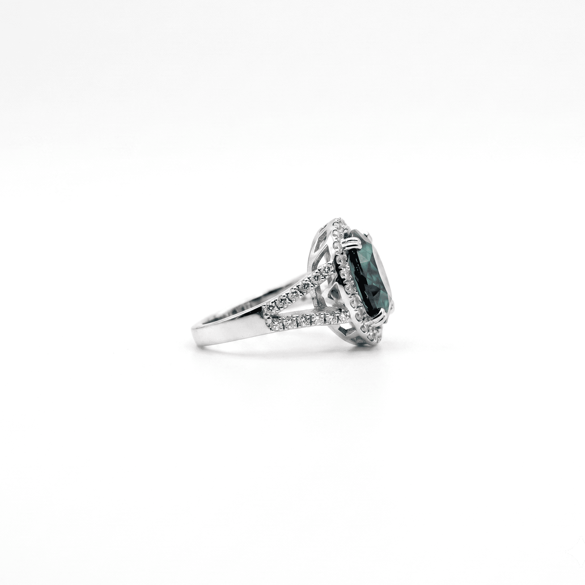 Blue Sapphire Ring 6.8 carats