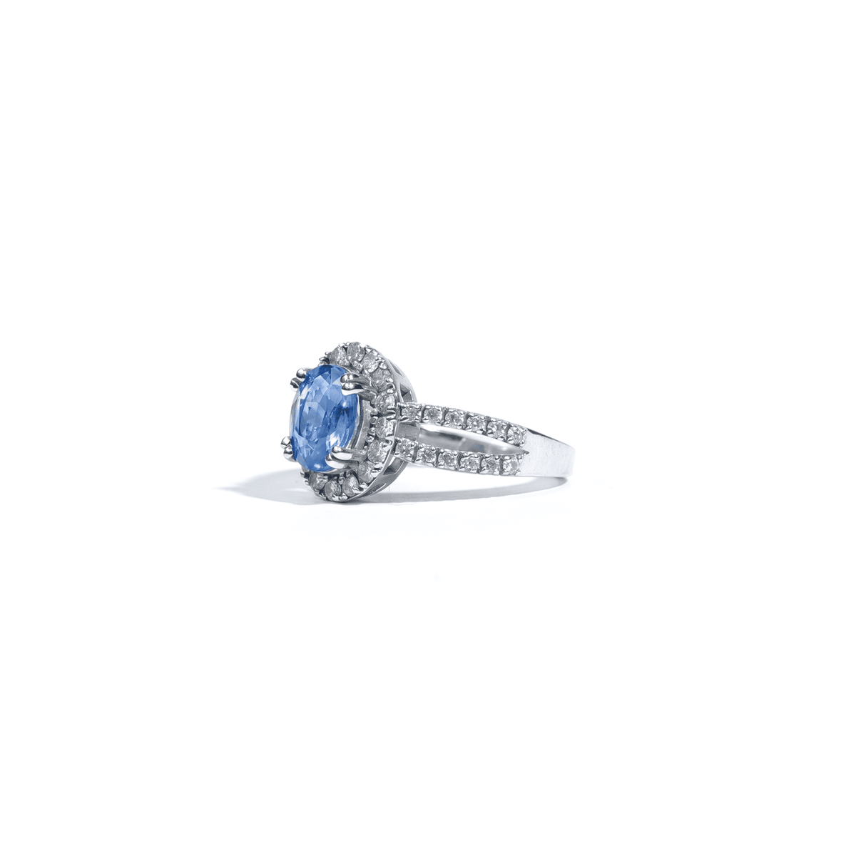 Blue Sapphire Ring 2.05 carats
