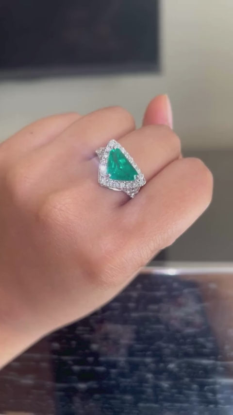 Colombian Emerald Ring 1.08 carats