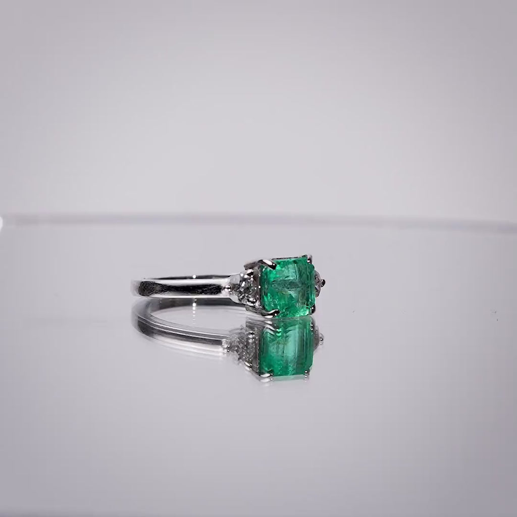 Colombian Emerald Ring 1.45 carats