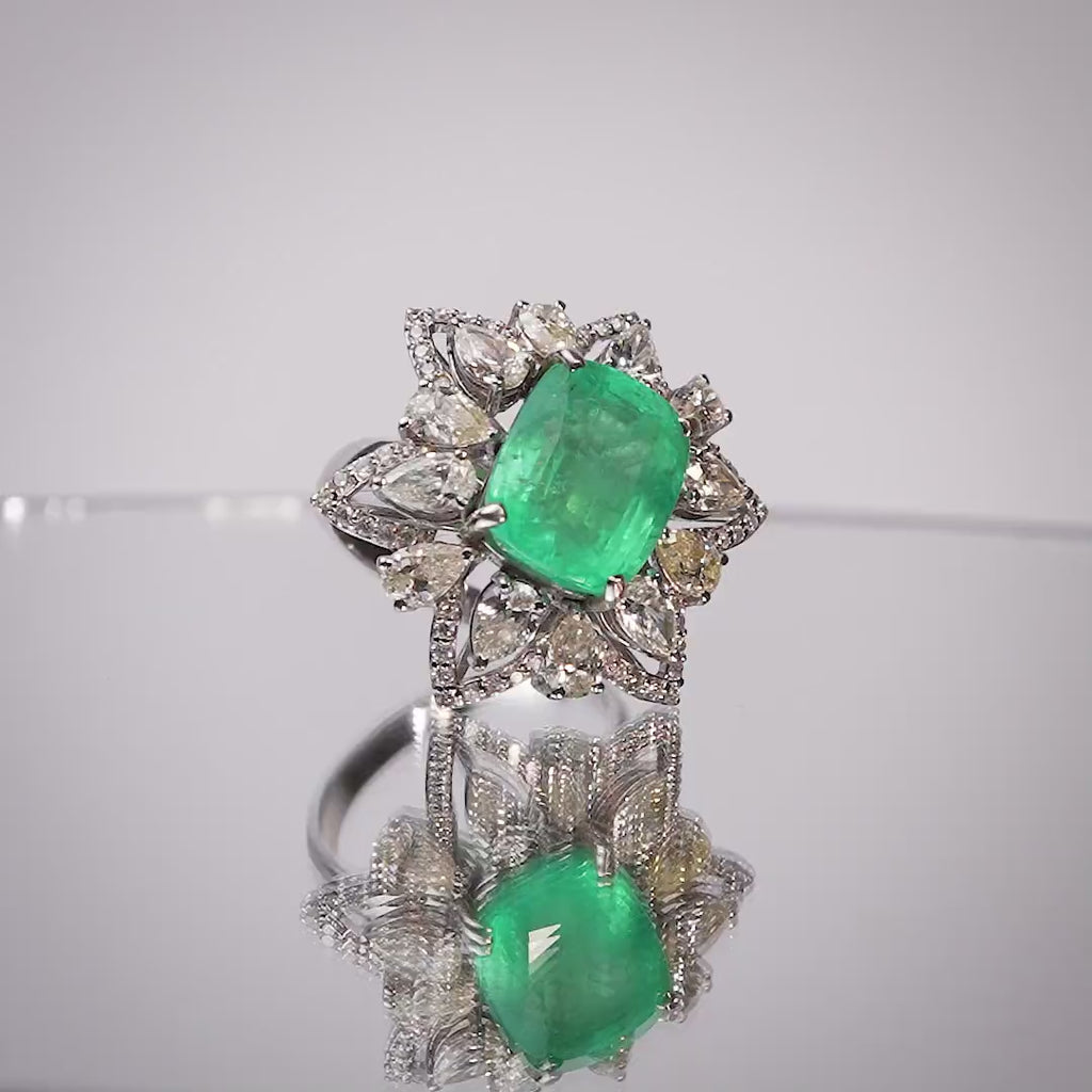 Colombia Emerald Ring 3.01 carats